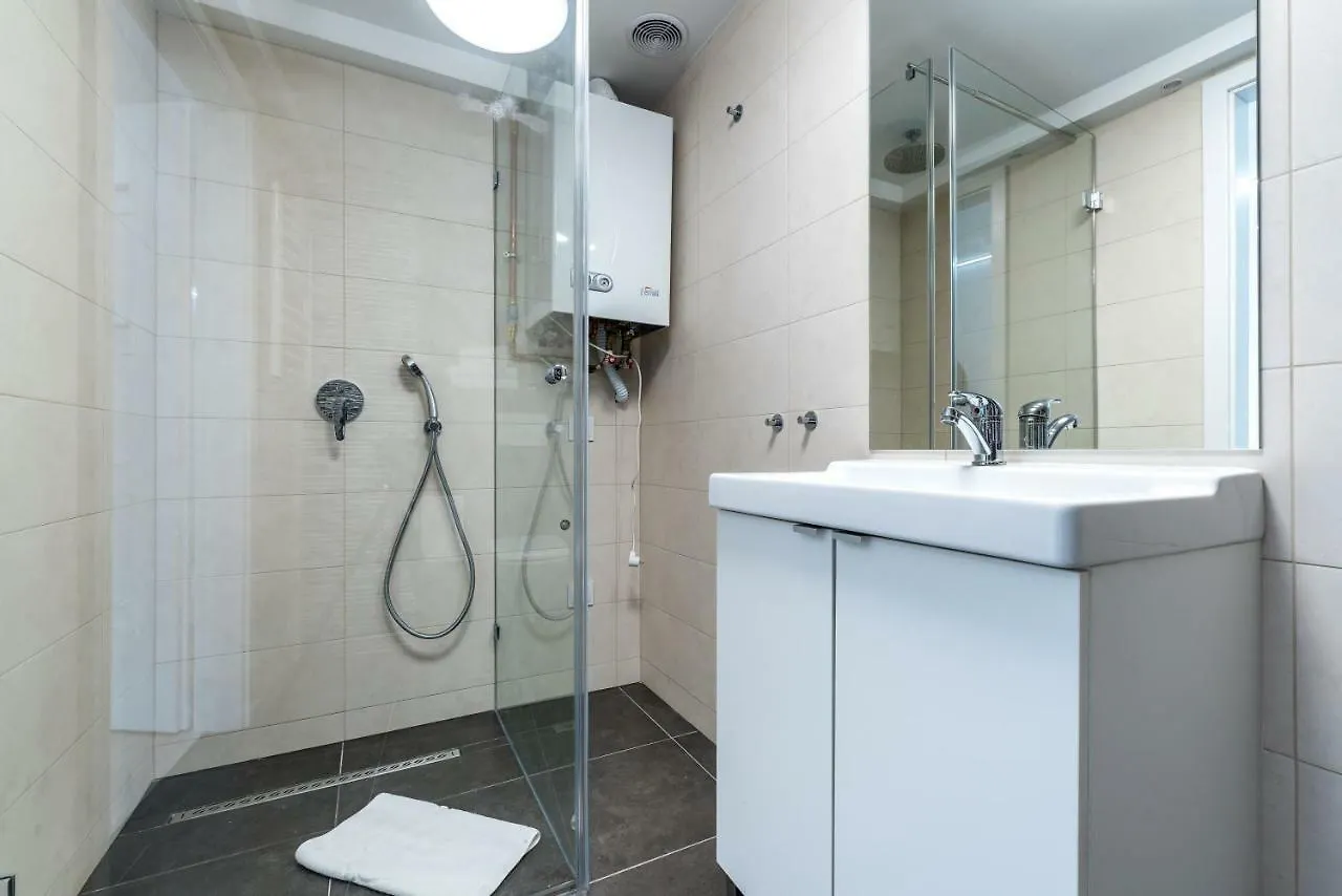 포즈난 Panorama Twin Loft Superior 아파트